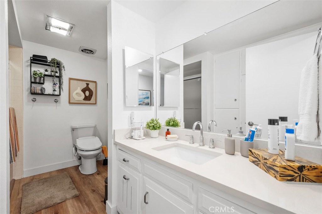 784 S Via Los Altos N Property Photo 8