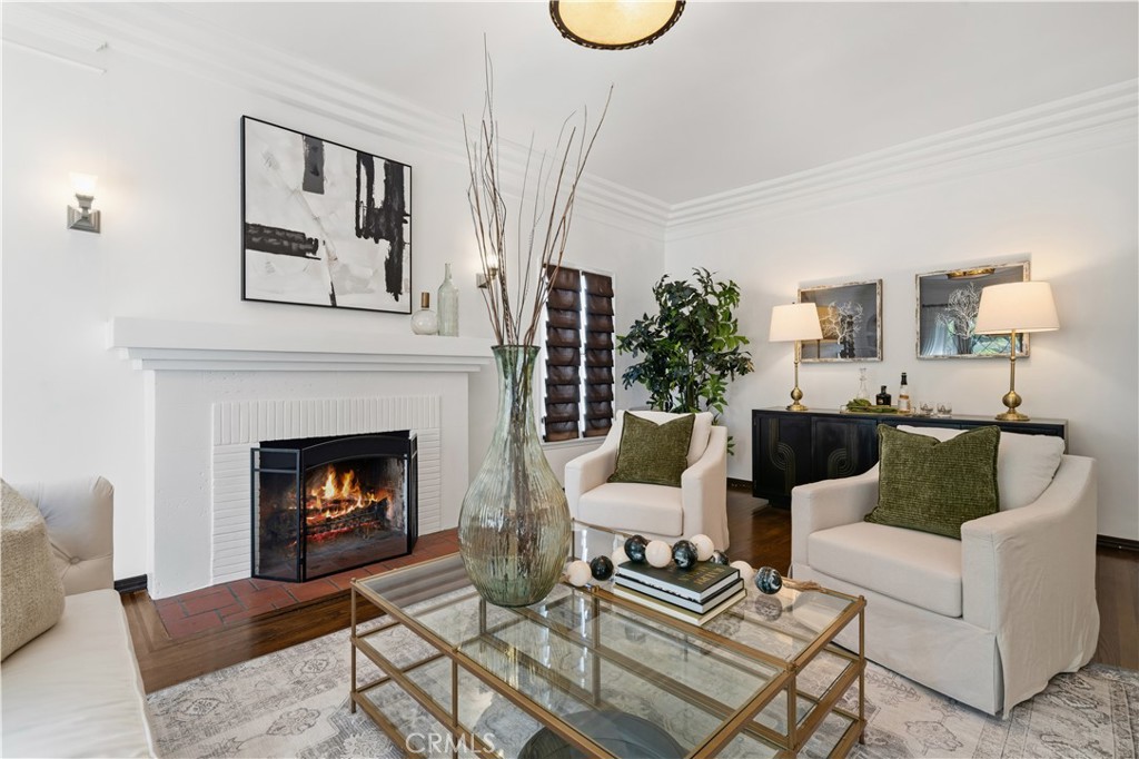 6237 And 6239 W 6th Street Property Photo 14