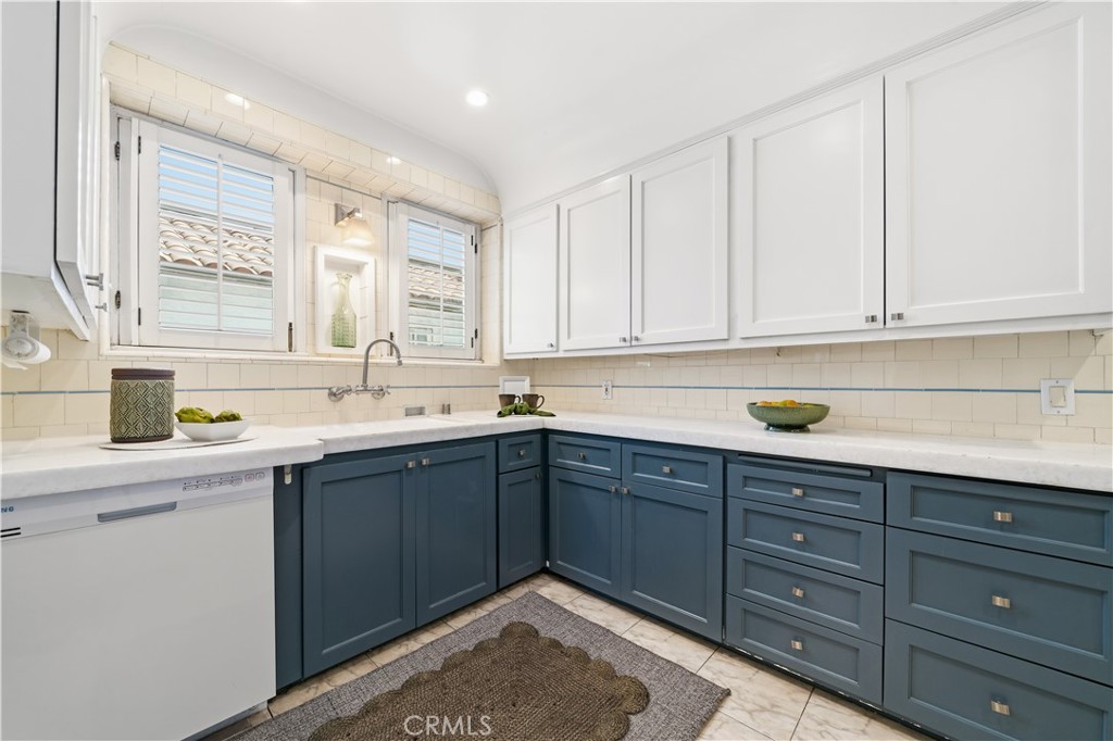 6237 And 6239 W 6th Street Property Photo 22