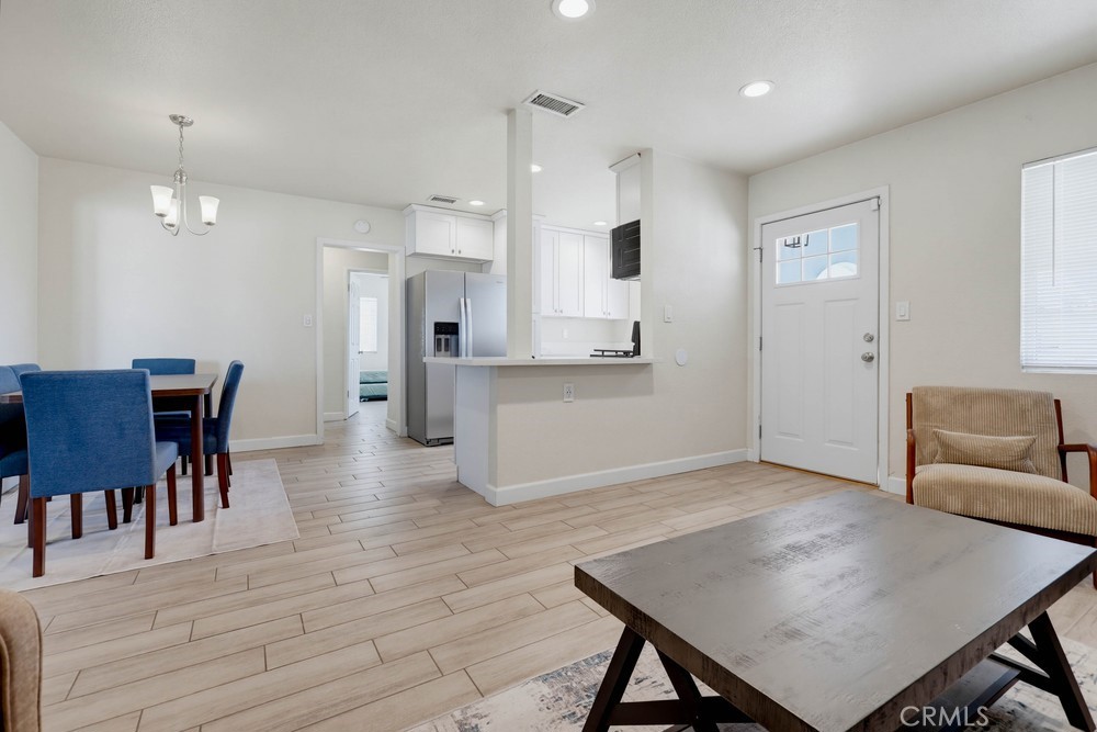 1403 E Florida Property Photo 9