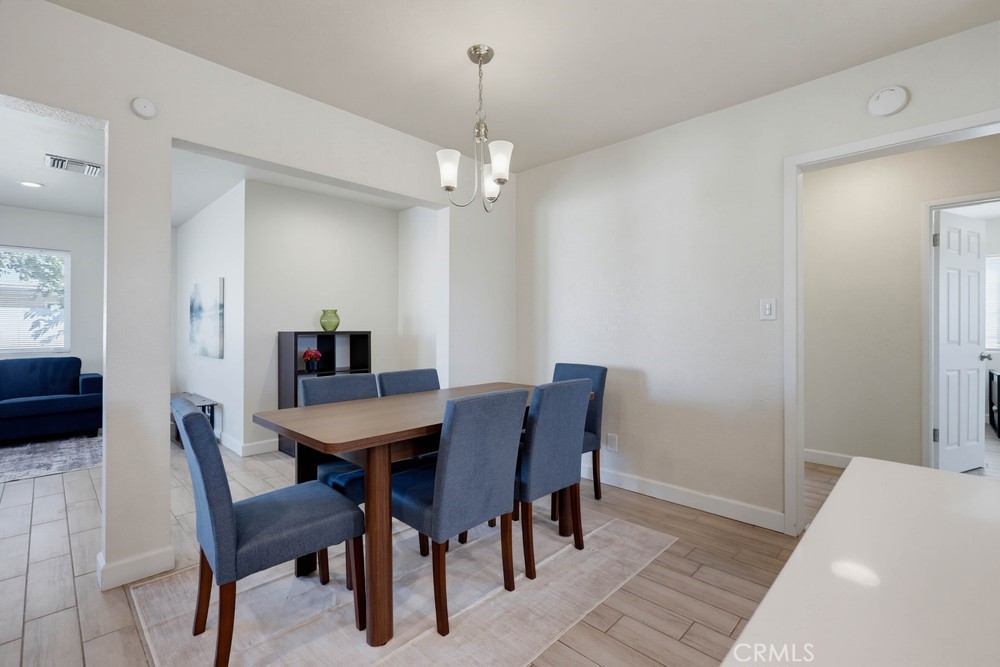 1403 E Florida Property Photo 13