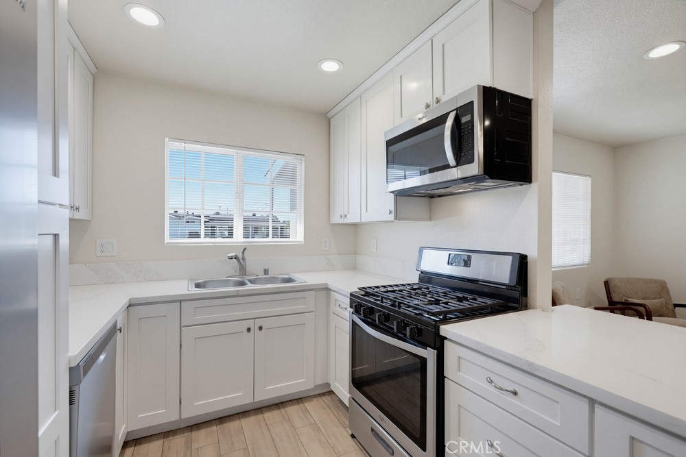 1403 E Florida Property Photo 22