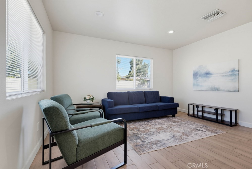 1403 E Florida Property Photo 26