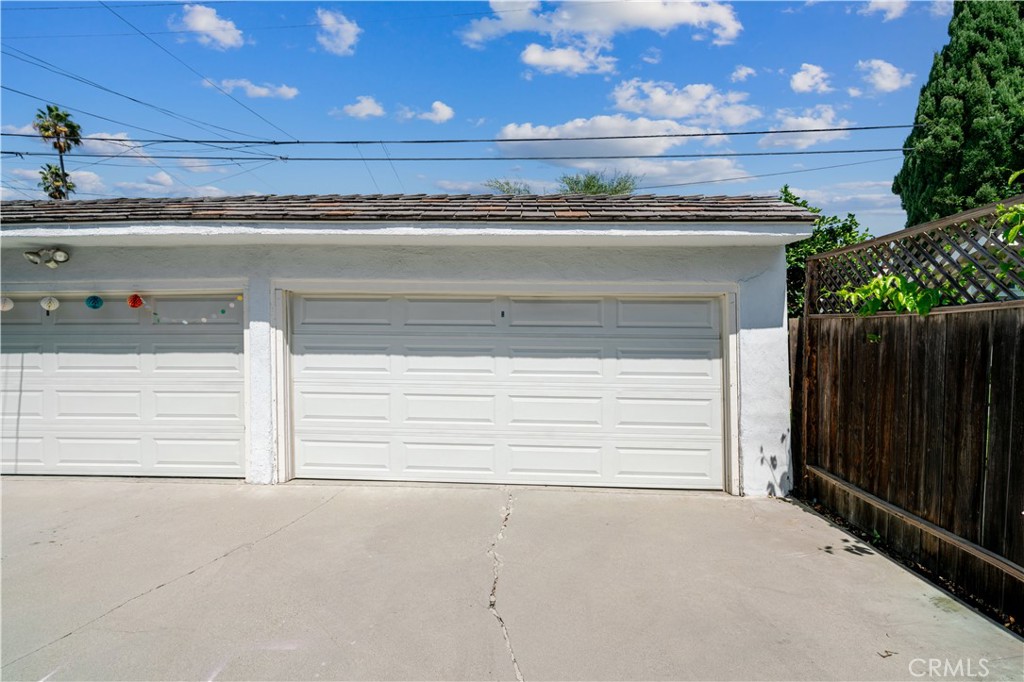 6237 And 6239 W 6th Street Property Photo 46