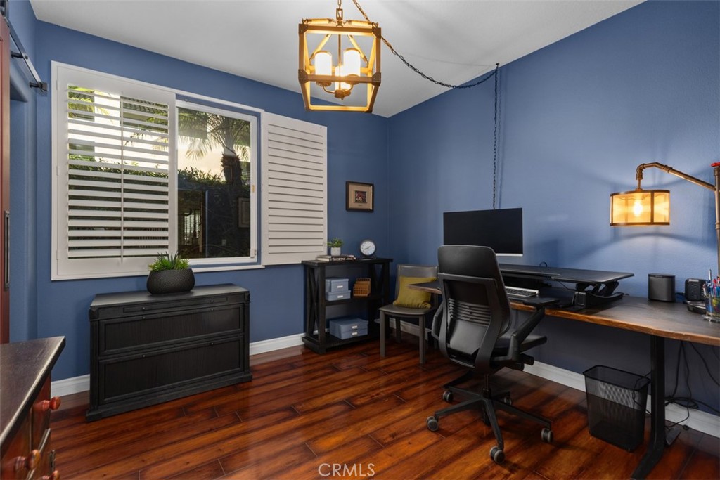 61 Hawk Hill Property Photo 15