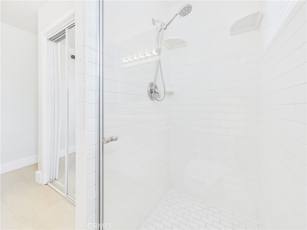 3030 N Butterfield Road Property Photo 32