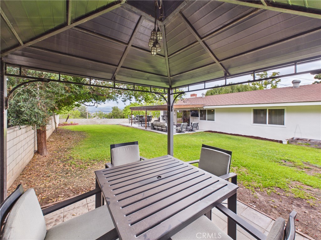 3030 N Butterfield Road Property Photo 46