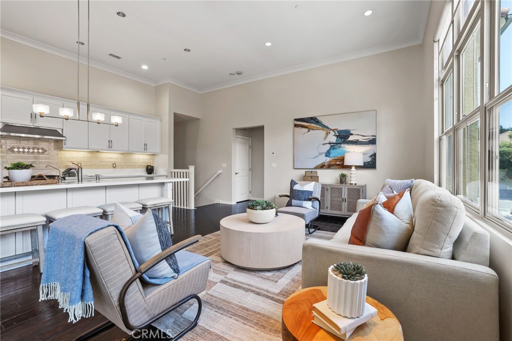 47 Mayfair Property Photo 1