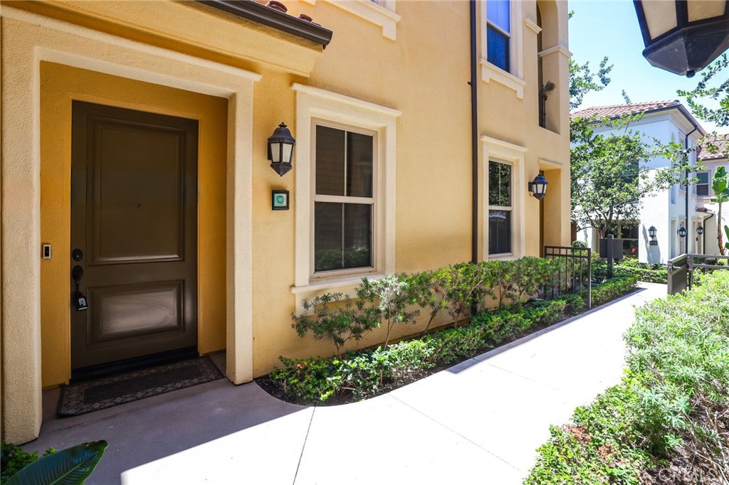 47 Mayfair Property Photo 5