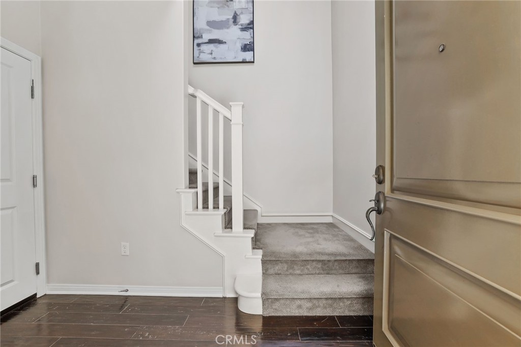 47 Mayfair Property Photo 7