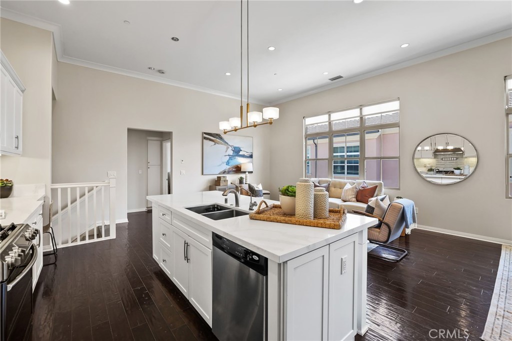 47 Mayfair Property Photo 13