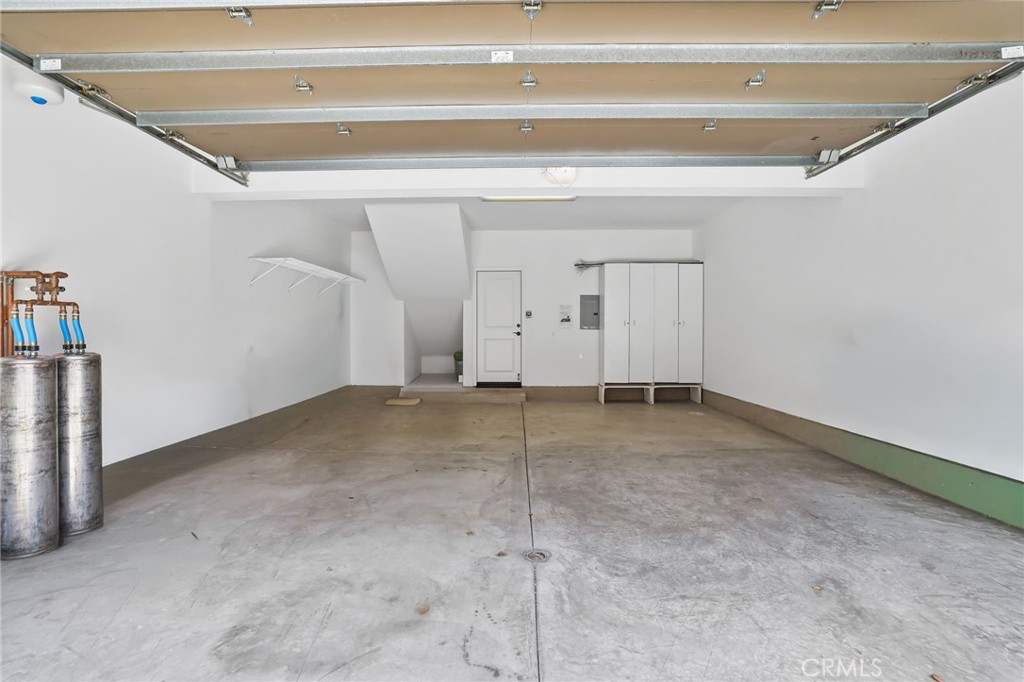 47 Mayfair Property Photo 26