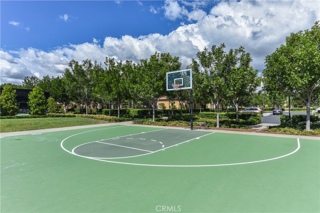 47 Mayfair Property Photo 28