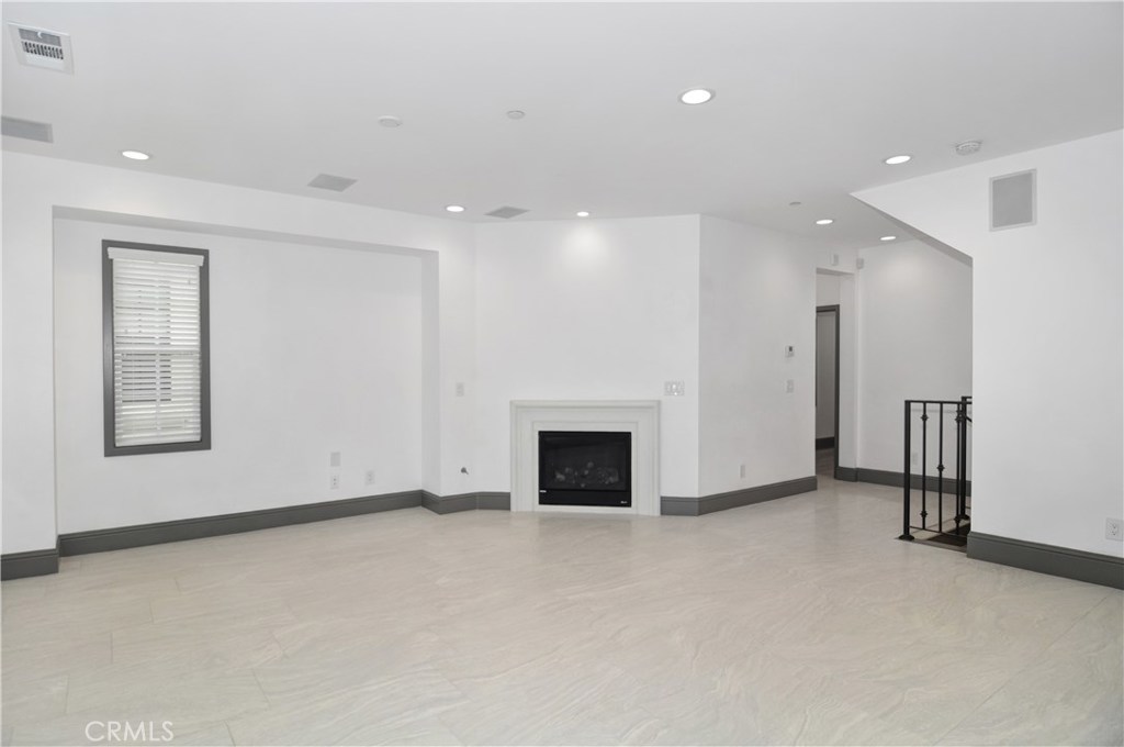 13742 Utt Drive Property Photo 3