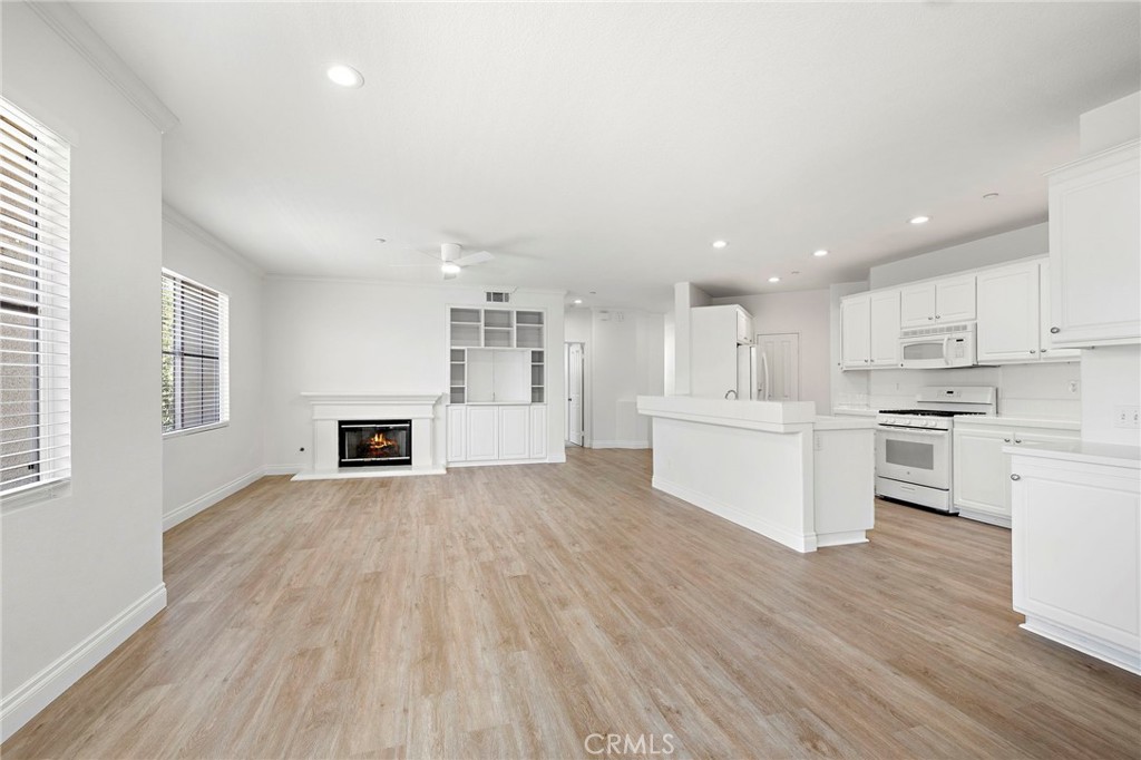 361 Summer Property Photo 3