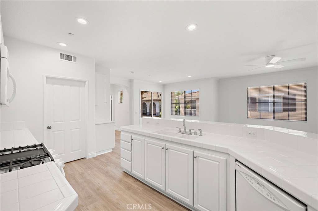 361 Summer Property Photo 10