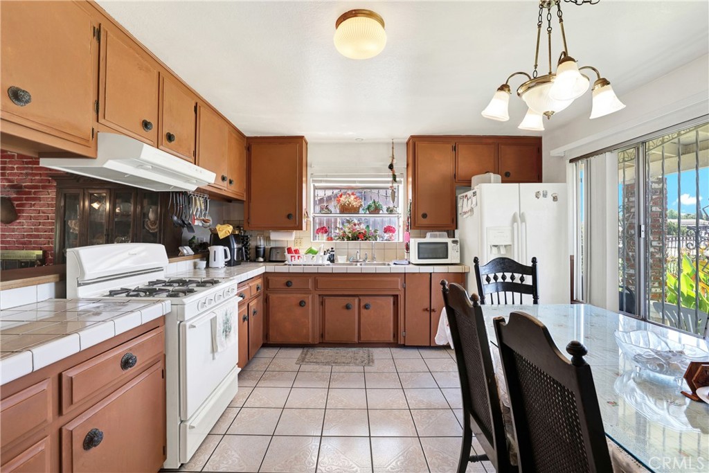 3949 Bluff Property Photo 16