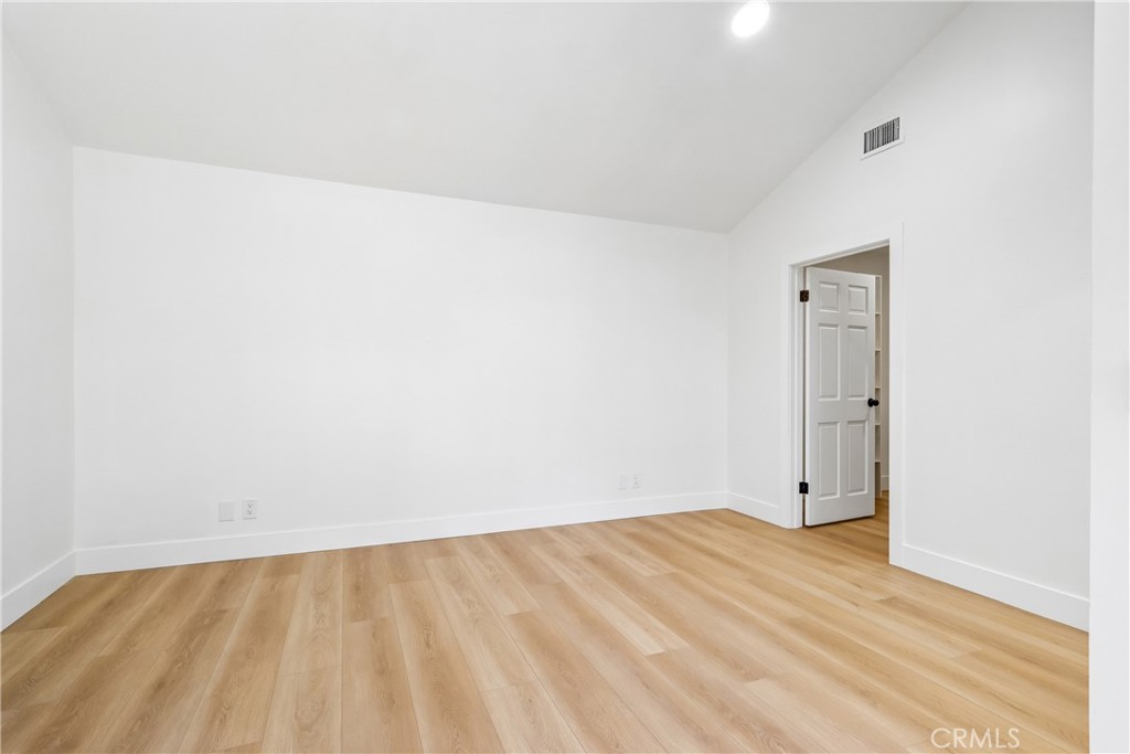 10007 Debra Ave Property Photo 26