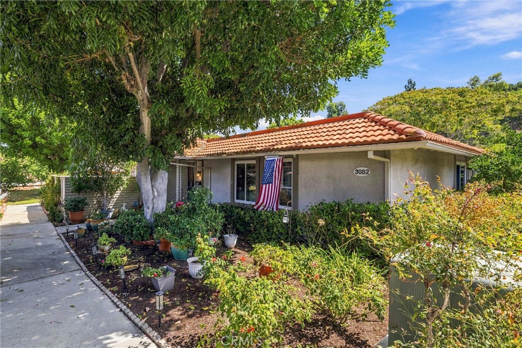 3082 Via Serena S A Property Photo 1