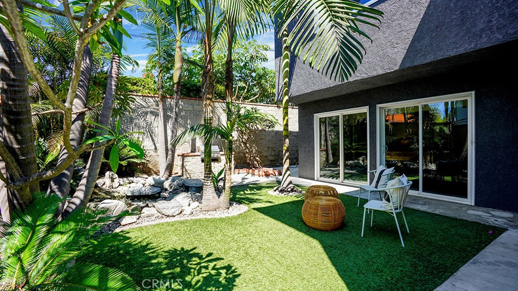 1709 Bolsa Property Photo 10