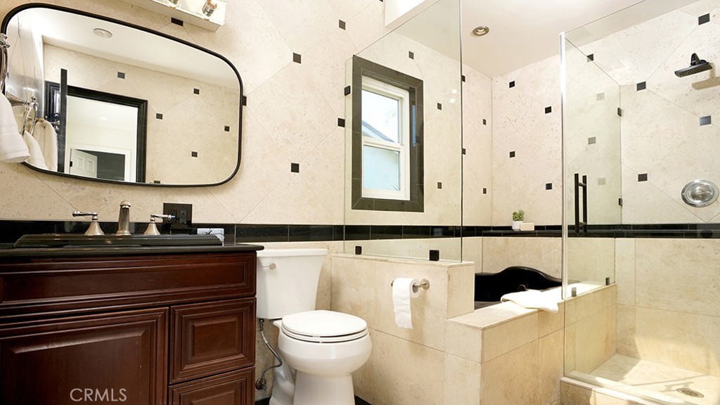 1709 Bolsa Property Photo 16