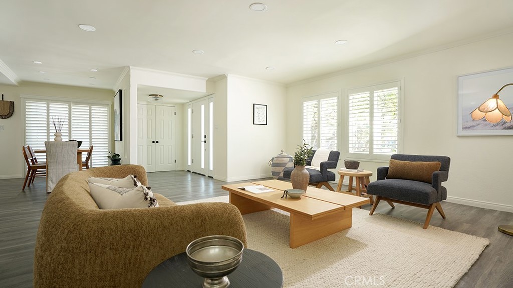 1709 Bolsa Property Photo 22