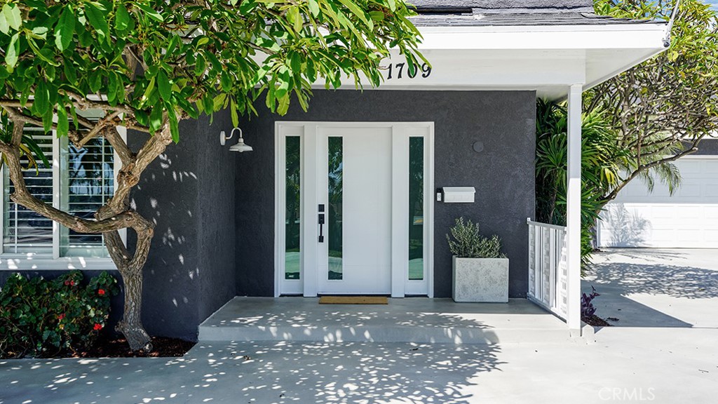 1709 Bolsa Property Photo 26