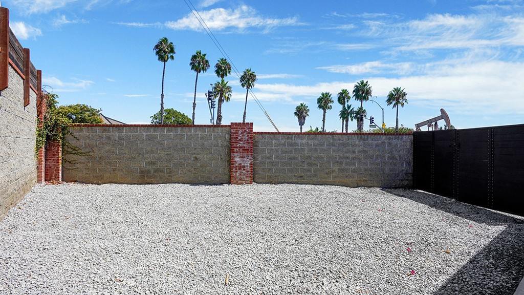 1709 Bolsa Property Photo 29