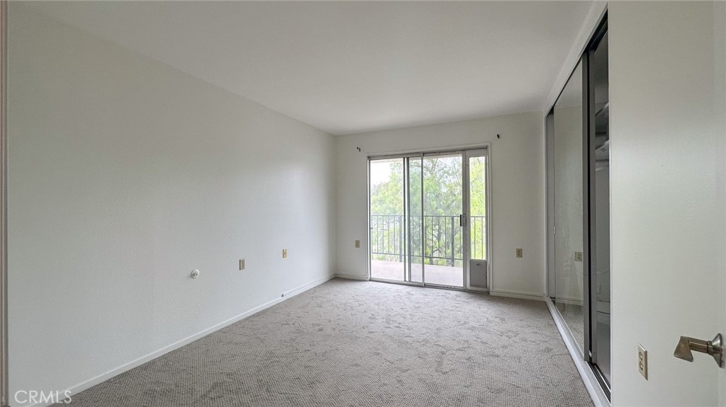 2227 Via Puerta Property Photo 15