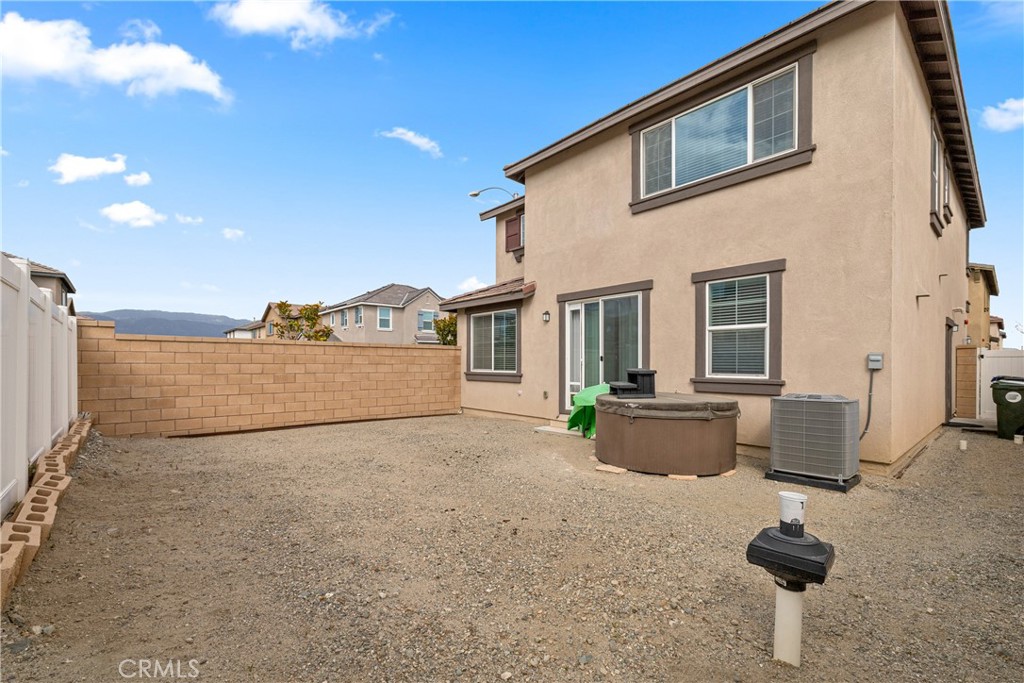 2476 Gunner Ridge Property Photo 25