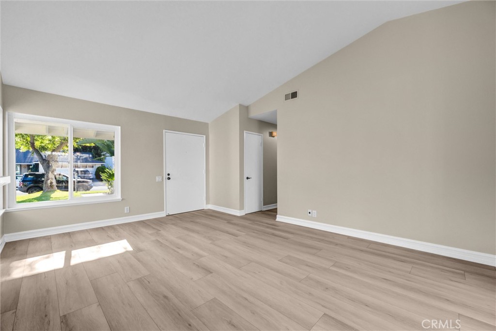 21251 Forest Meadow Property Photo 6