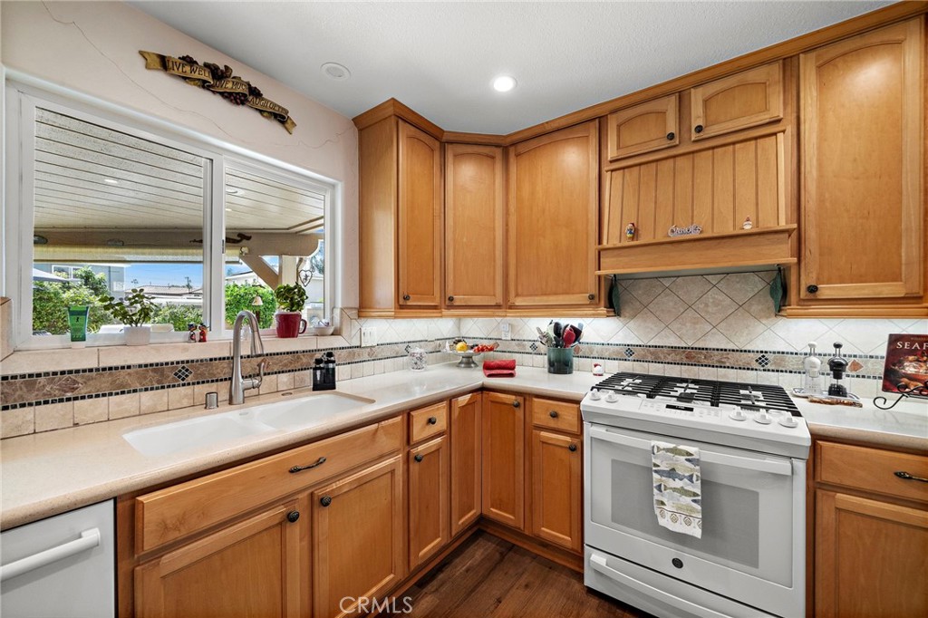 9690 Dove Circle Property Photo 15