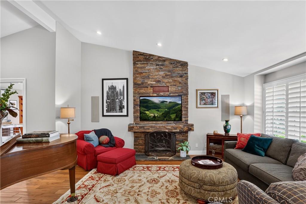 13 Calhoun Property Photo 2