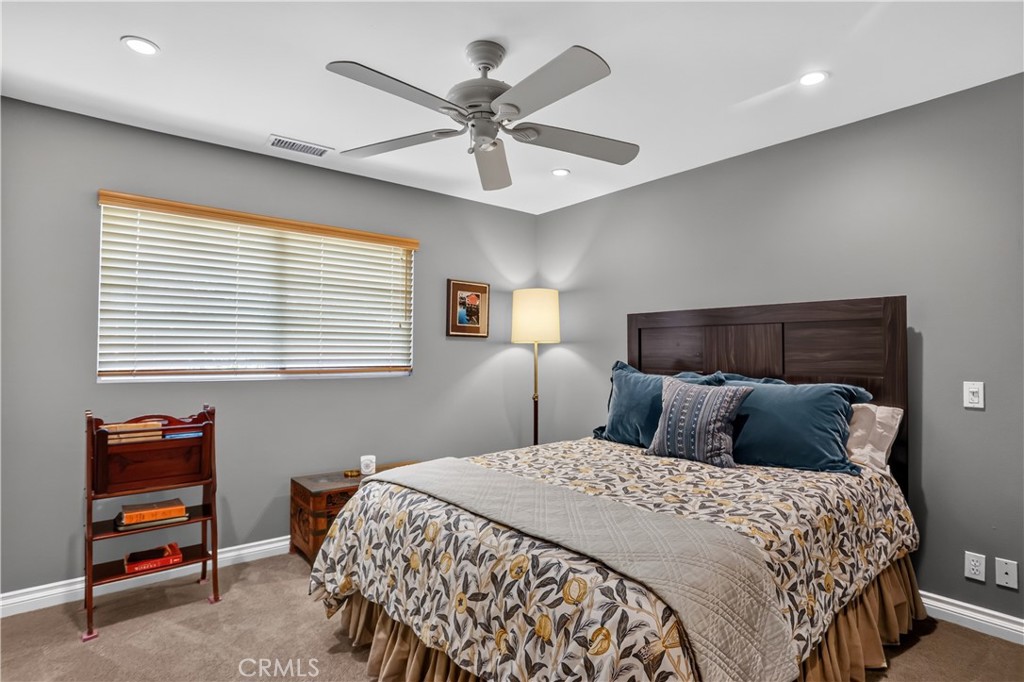 13 Calhoun Property Photo 18