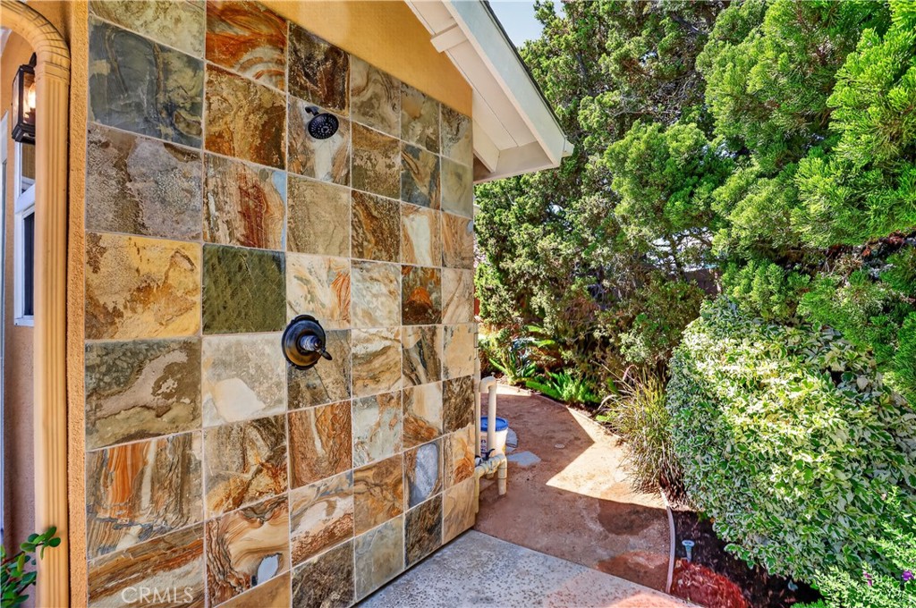 13 Calhoun Property Photo 33