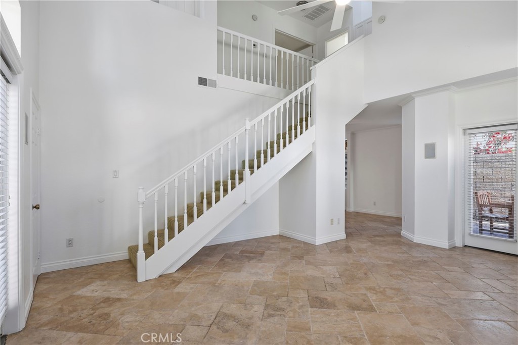 2575 Elden Avenue 3 Property Photo 11