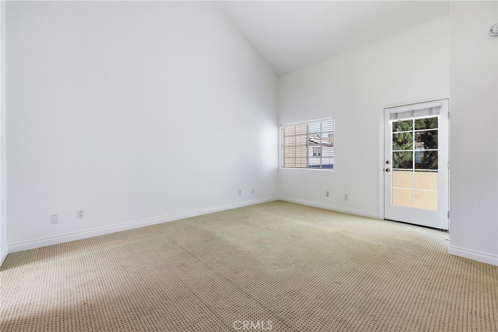 2575 Elden Avenue 3 Property Photo 17