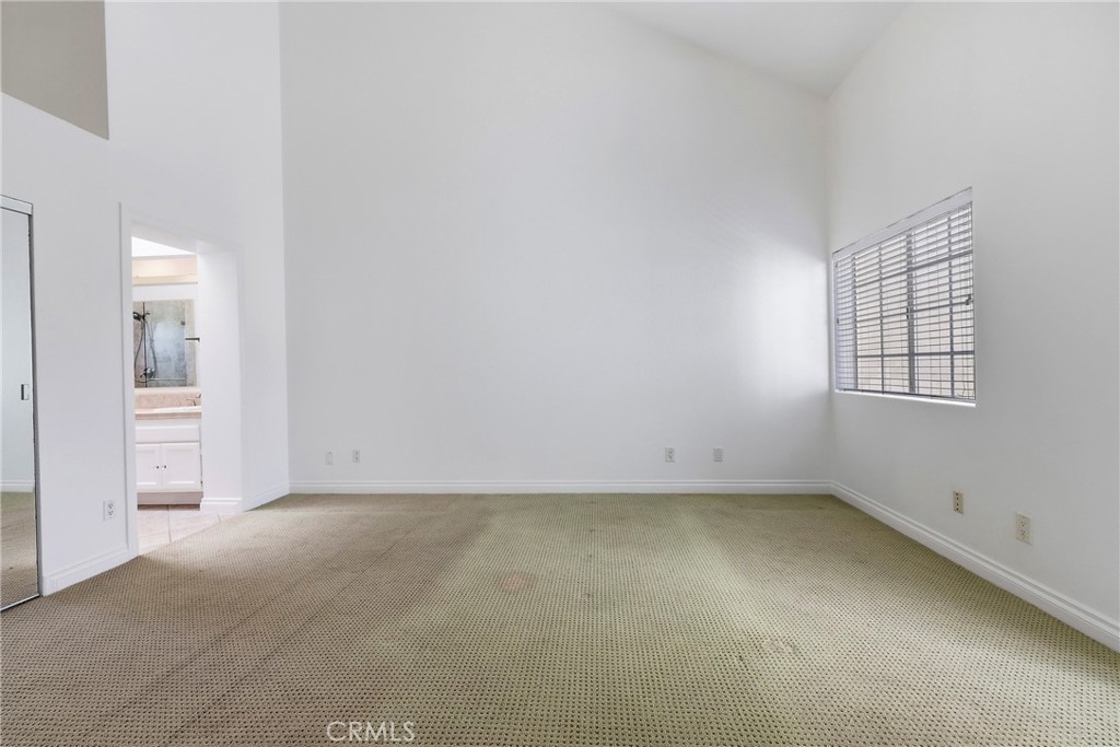2575 Elden Avenue 3 Property Photo 18