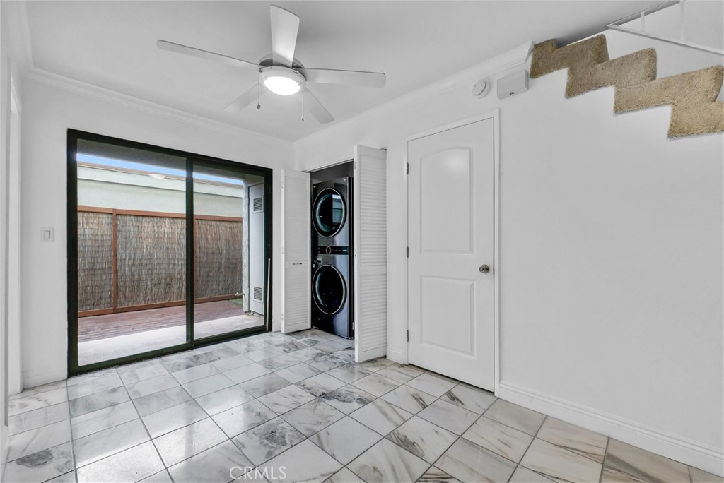 229 W Wilson Street 10 Property Photo 10