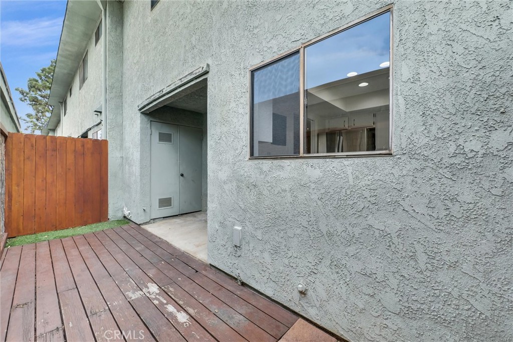 229 W Wilson Street 10 Property Photo 31