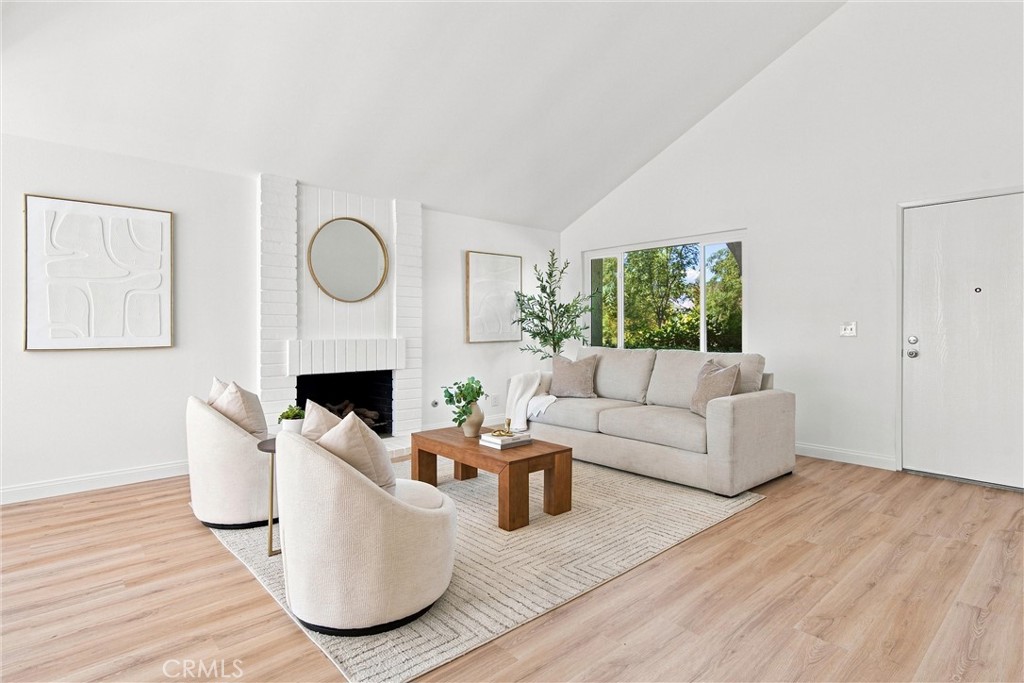 21103 Via Arnaz 54 Property Photo 2