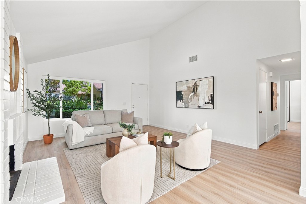 21103 Via Arnaz 54 Property Photo 5