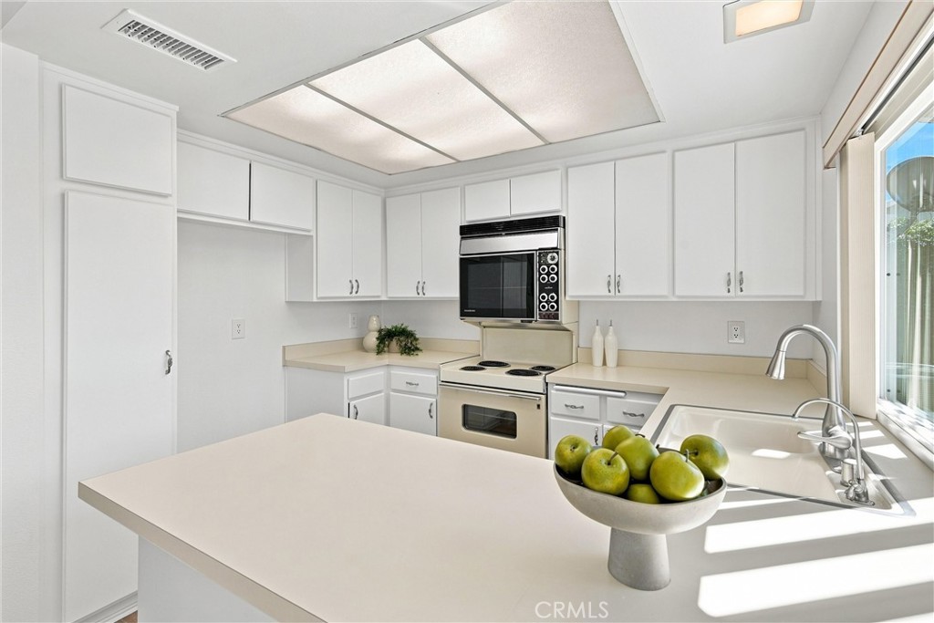 21103 Via Arnaz 54 Property Photo 11