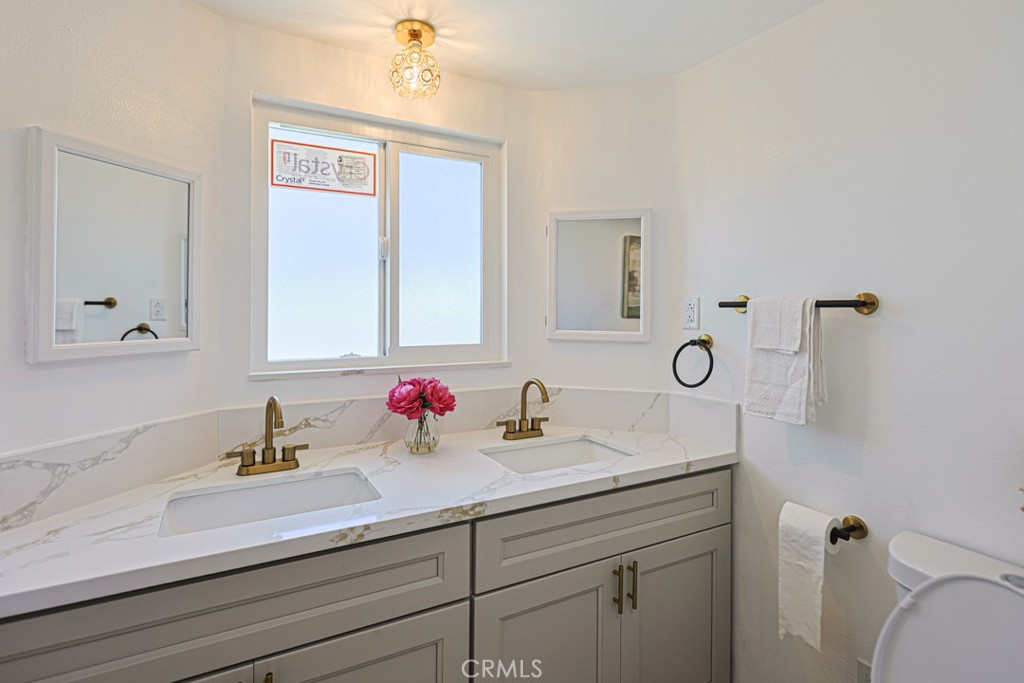 15723 Bonsallo Property Photo 21