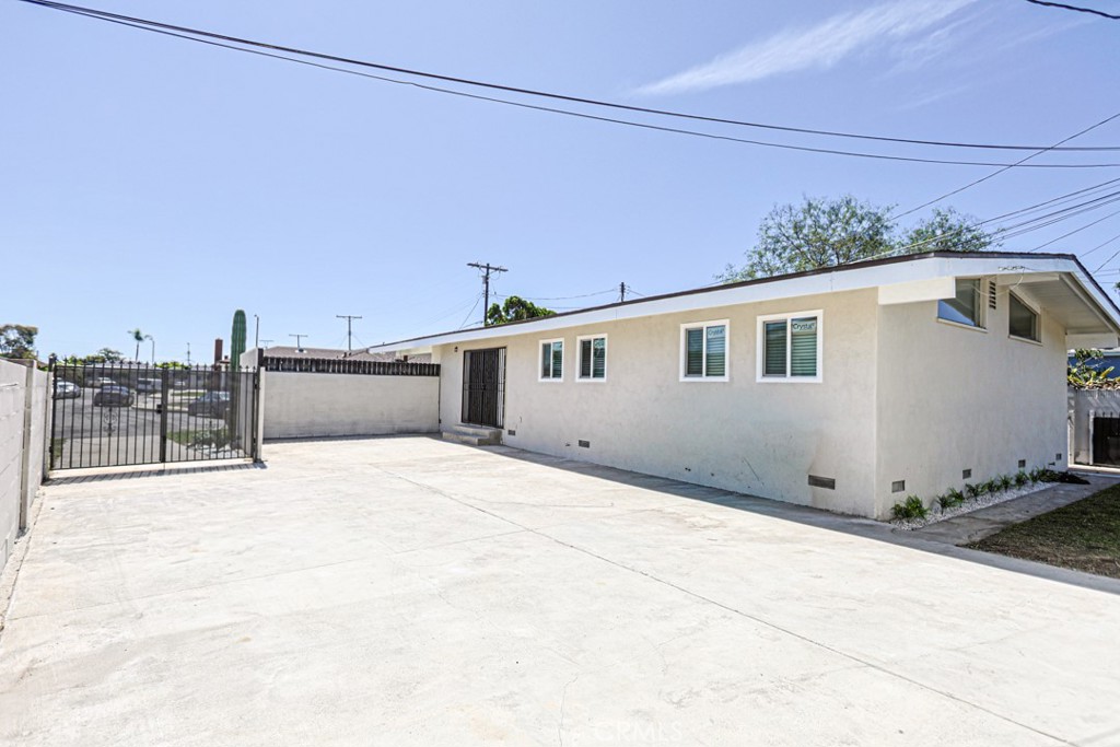 15723 Bonsallo Property Photo 25