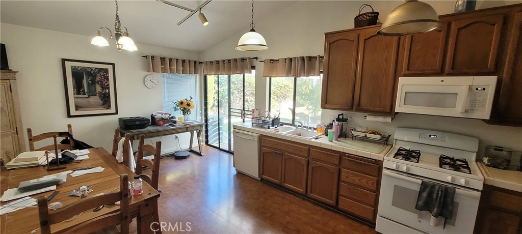 2831 Penasco Property Photo 4