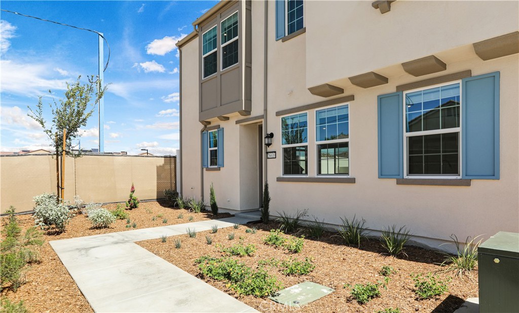 26610 Viola Way Property Photo 4