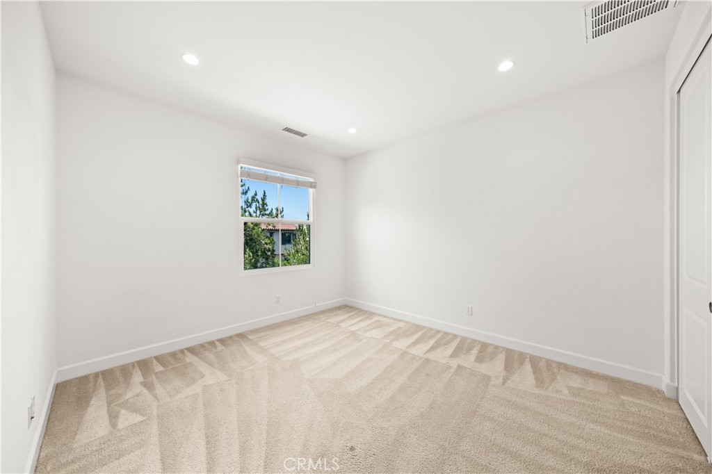 68 Tollson Property Photo 24
