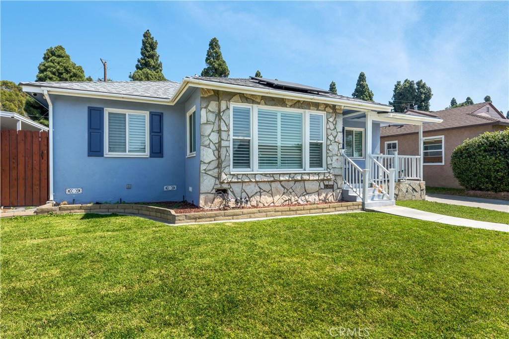 4858 Fidler Property Photo 1