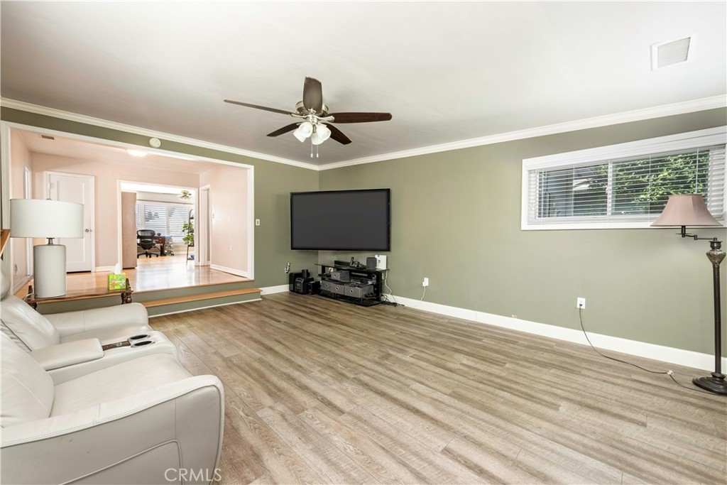 4858 Fidler Property Photo 15